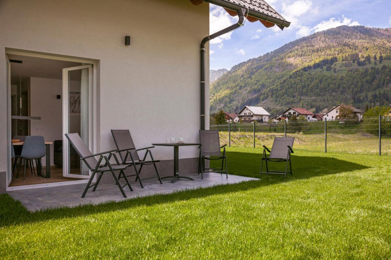Chic Apartments With Balcony And Spa In Mojstrana Exteriör bild